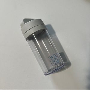 Simple Neutral Water Bottle